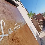 La Vita E Bella I